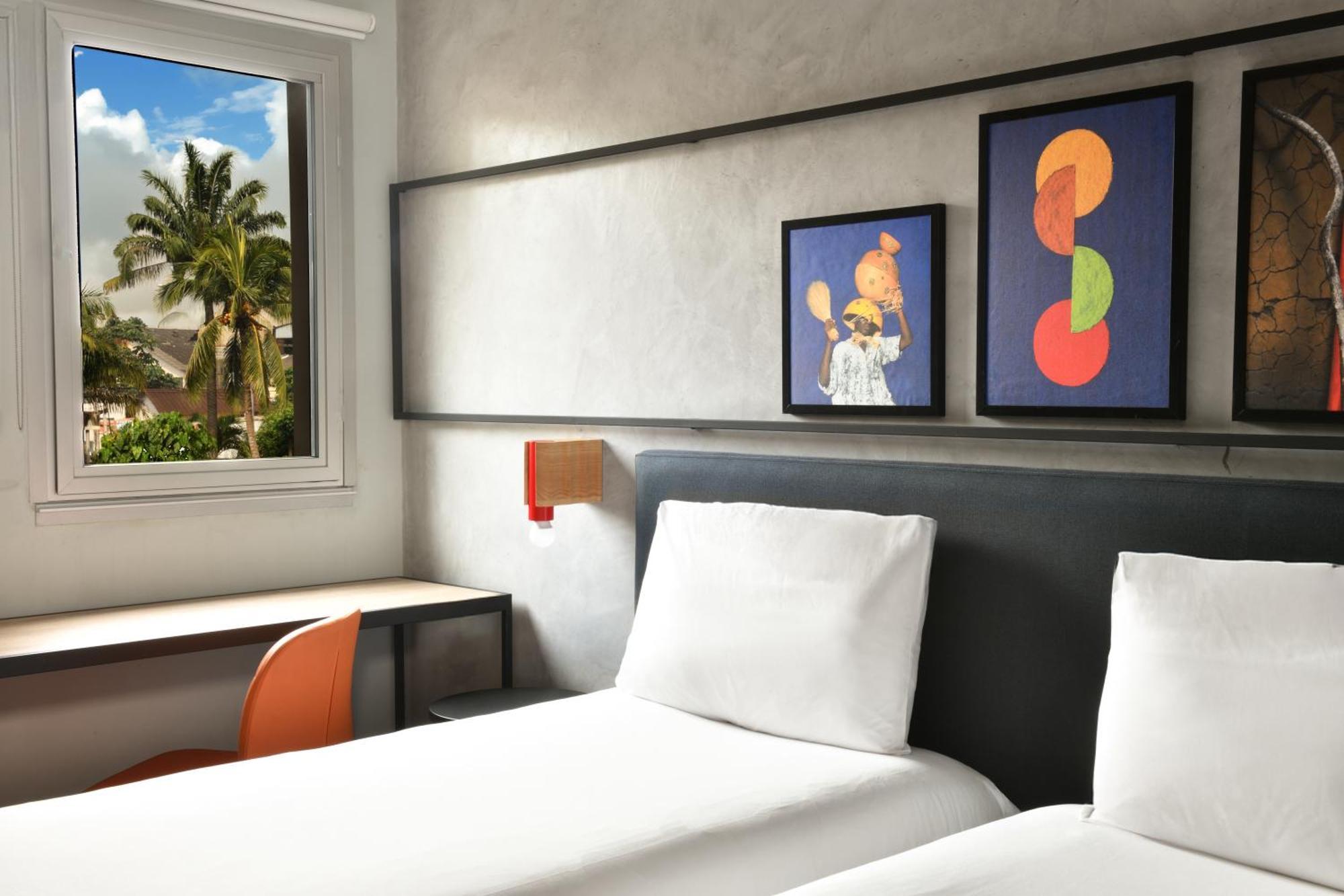 Ibis Styles Abidjan Plateau Hotel Exterior foto